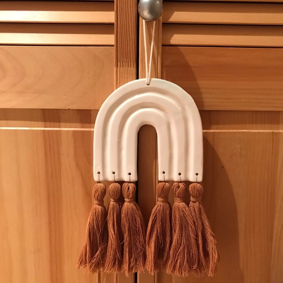 Clay and string rainbow wall hanging art - Picture 1 of 3